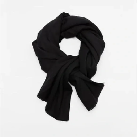 ZARA BNWT SUPER SOFT SCARF • BLACK - Picture 12 of 16